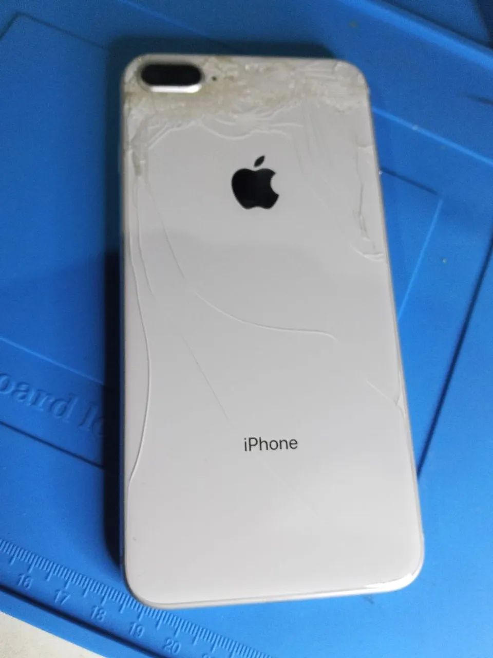 Vendo iPhone 8 plus/ leia a descrição! - Foto 2