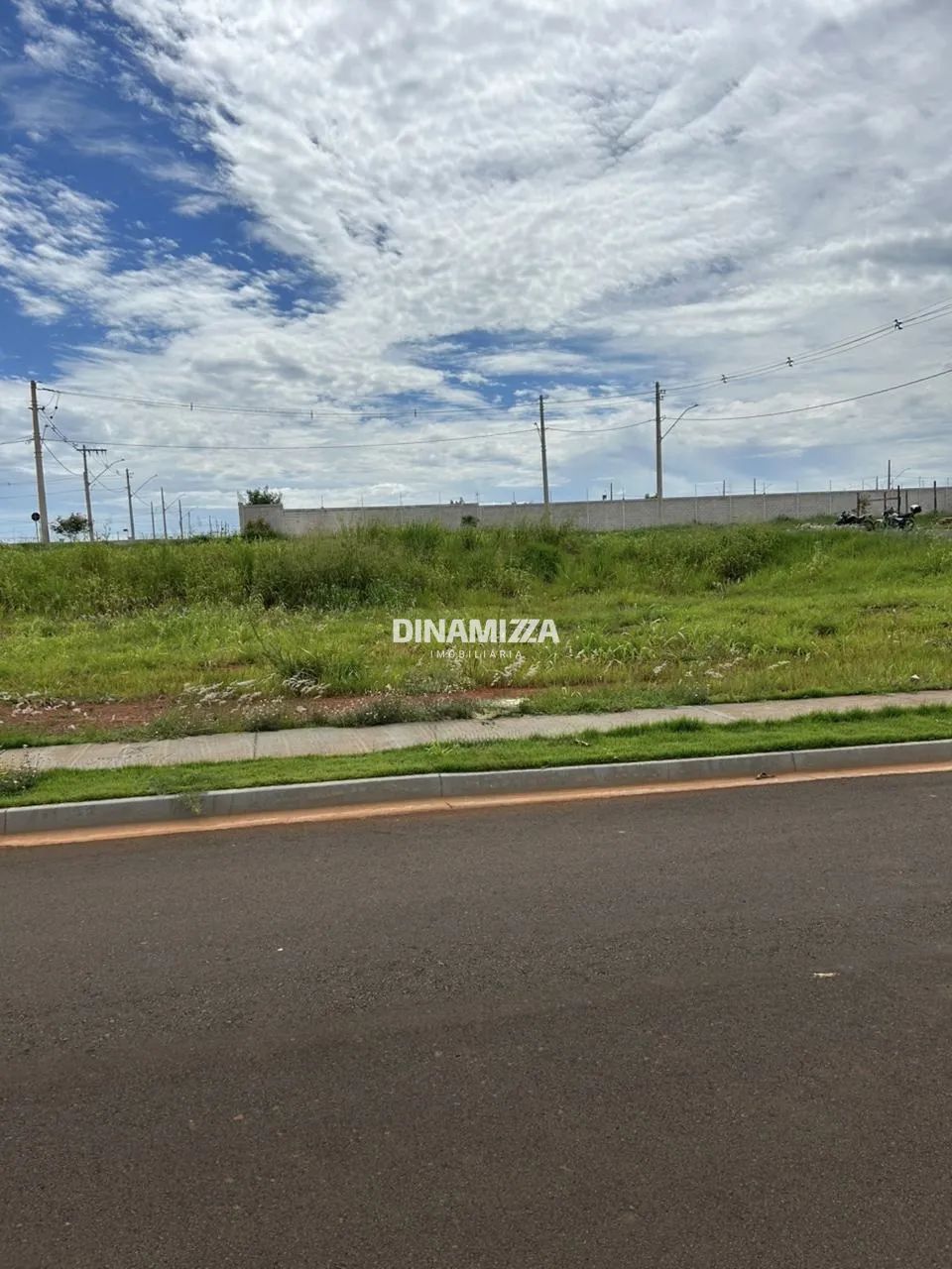 Terreno a venda no Cond. Jardins - Foto 4