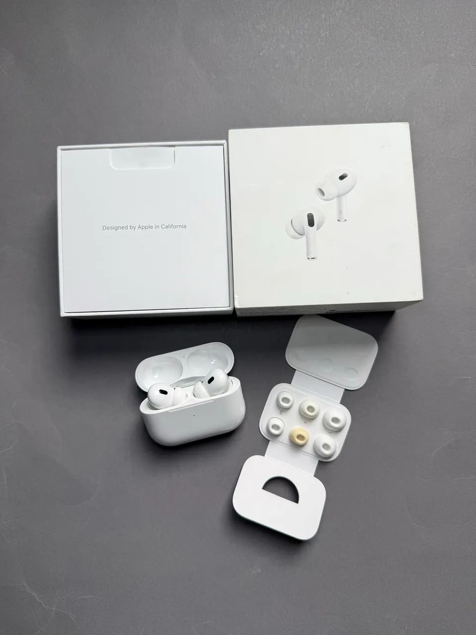 AirPods Pro (2 geração: USB-C + Caixa Completa) - Fones de Ouvido