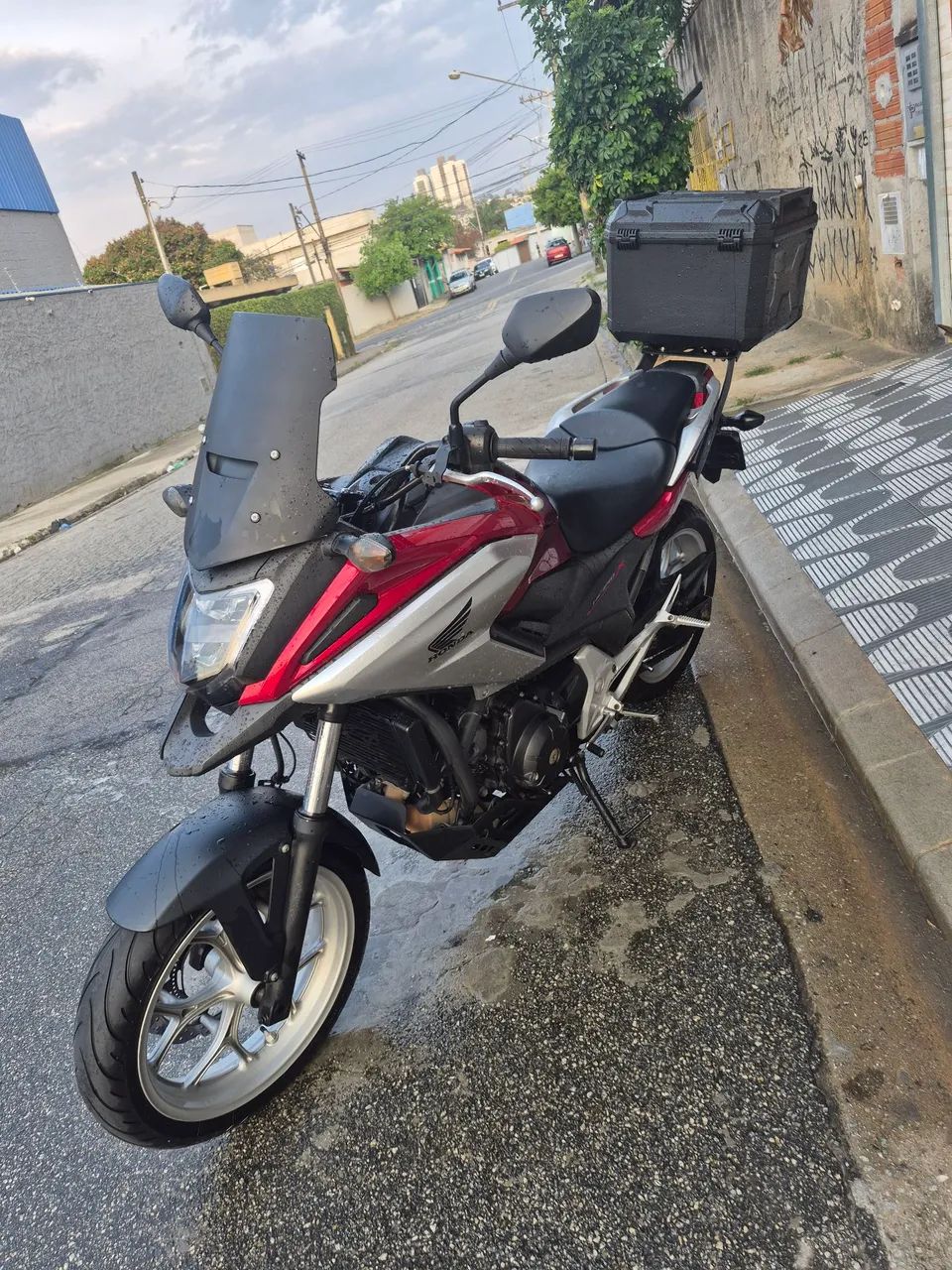 Vendo ou troco por FZ25 acima de 2024 Nc750 2019 Revisada - Foto 4