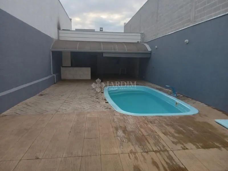 EDÍCULA | JARDIM CALIFÓRNIA