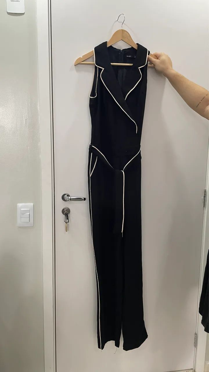 Macacão Feminino Preto Elegante P/M  - Foto 2