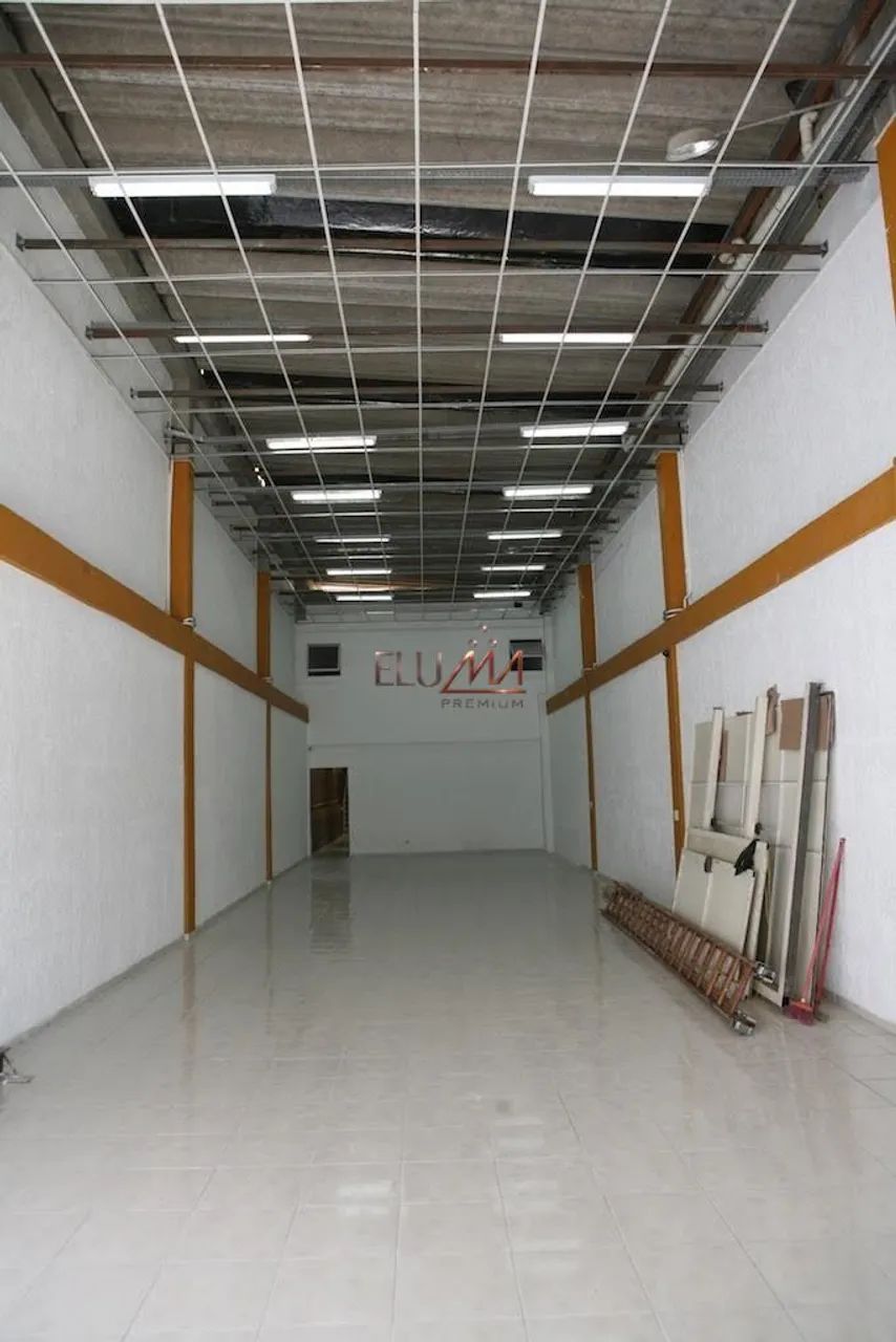 Galpão com tensão Trifasico proximo ao Shopping