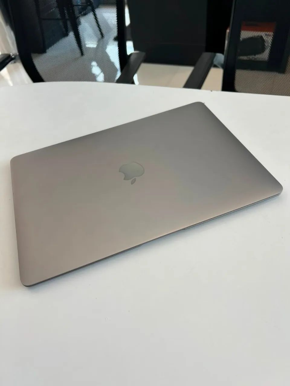 MacBook Air M1 13 pol. 8GB / 512GB - Seminovo 6 meses de garantia