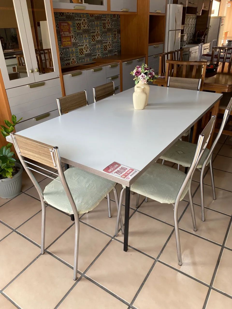 Mesa com 6 cadeiras  - Foto 4