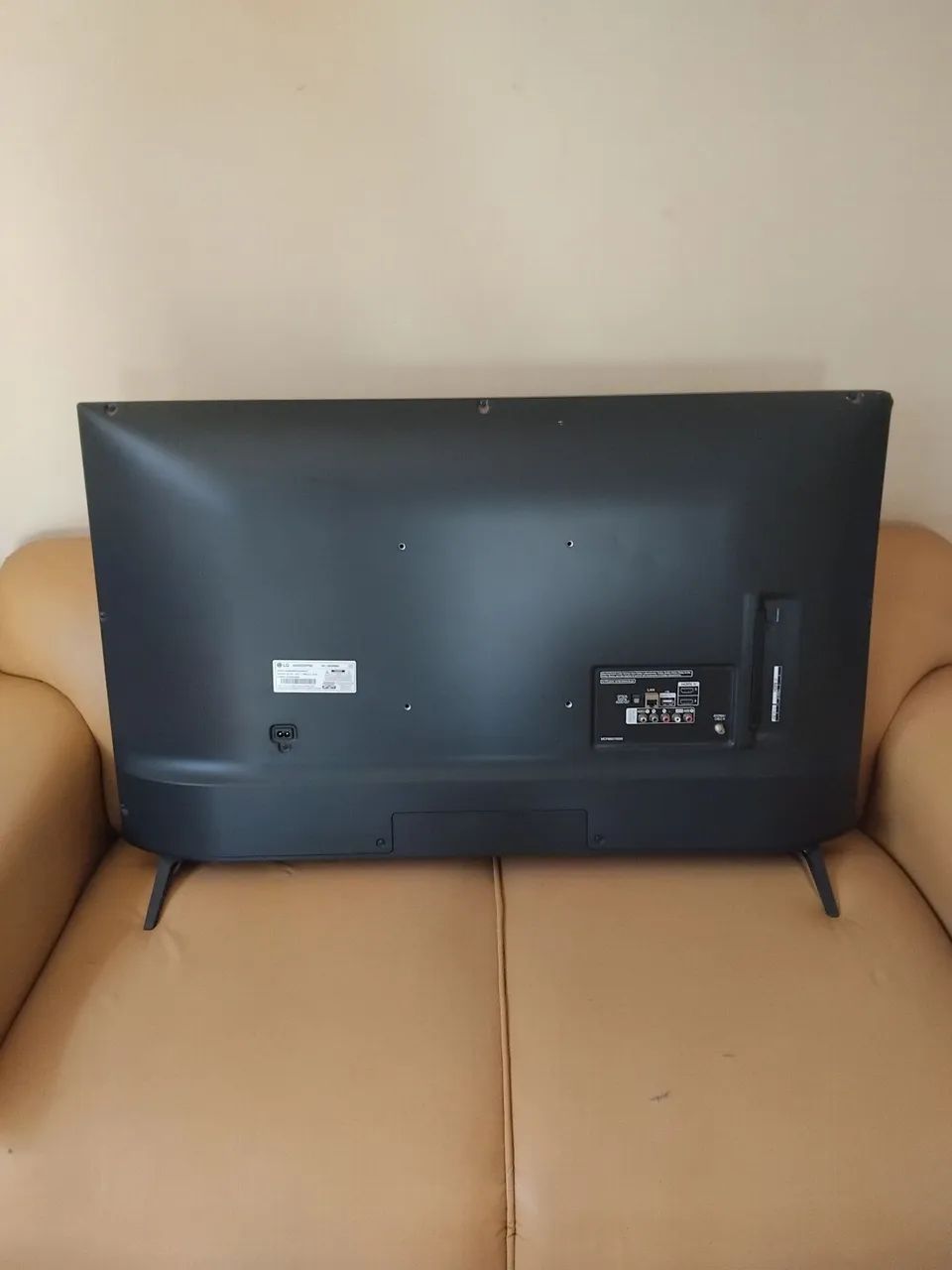 Vendo Smart TV LG 43" Tela quebrada  - Foto 4