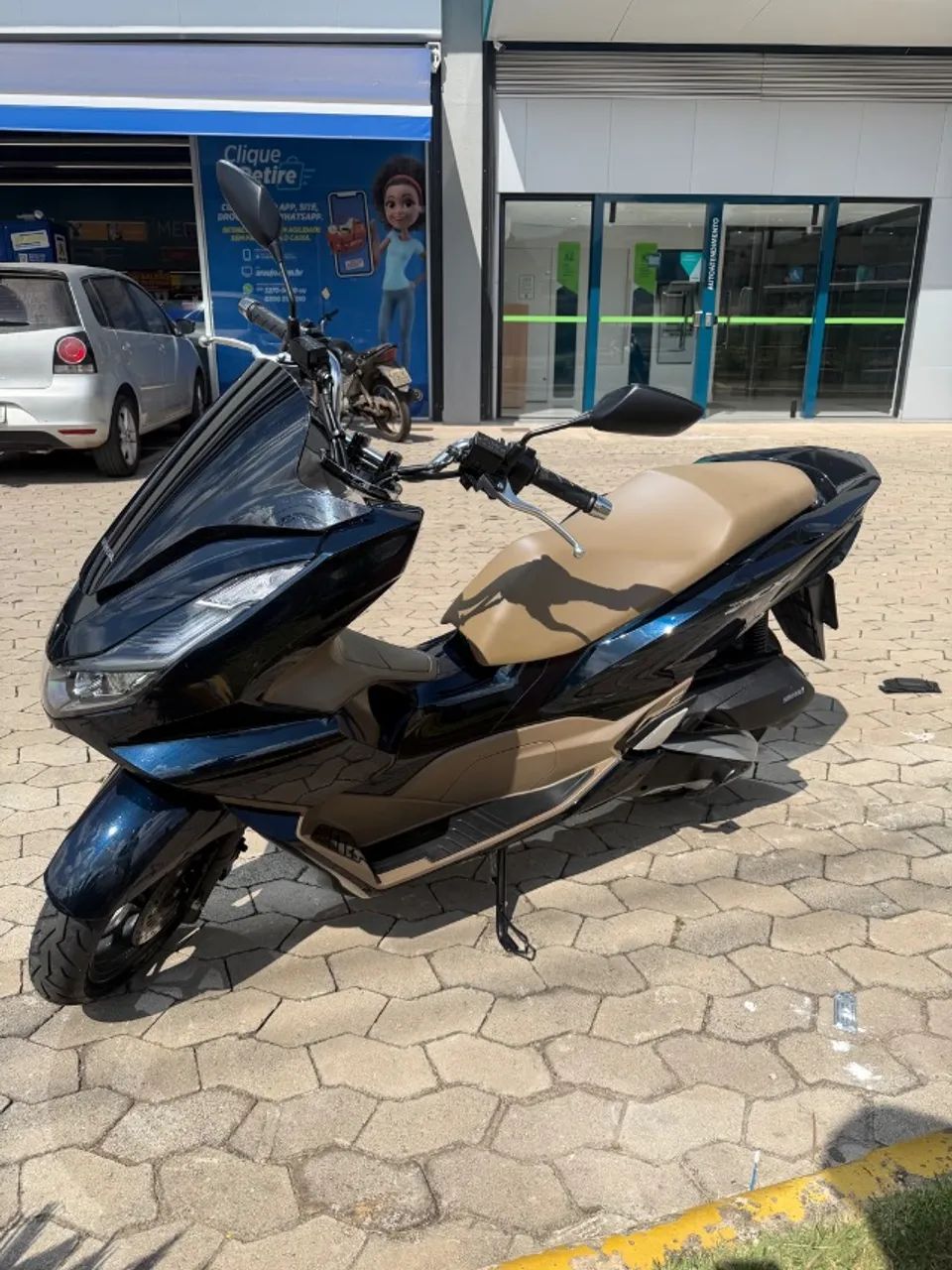 HONDA PCX,  SEM DETALHES! ESTADO DE ZERO KM - Foto 2