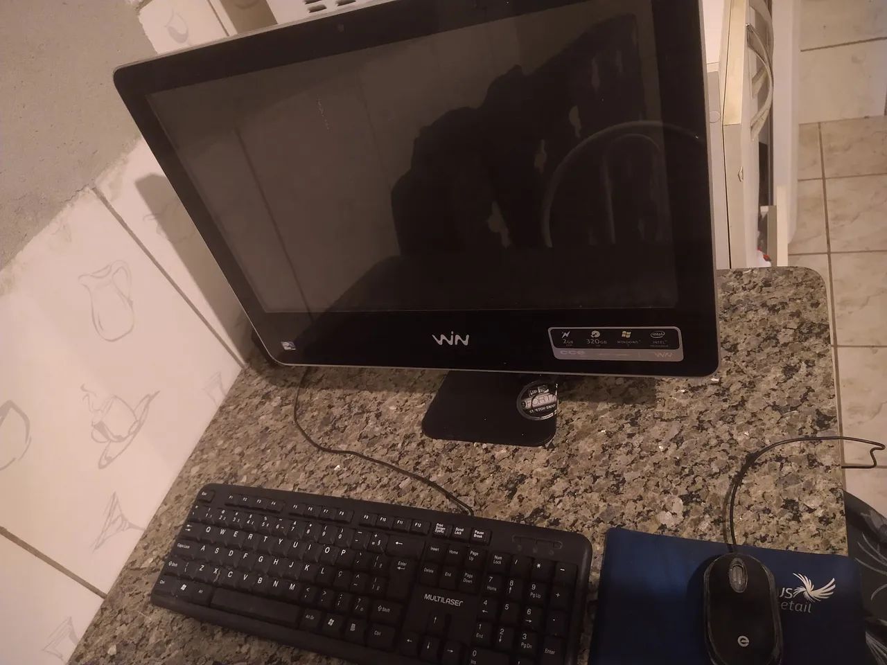 Computador  ALL in One 23"  - Foto 3