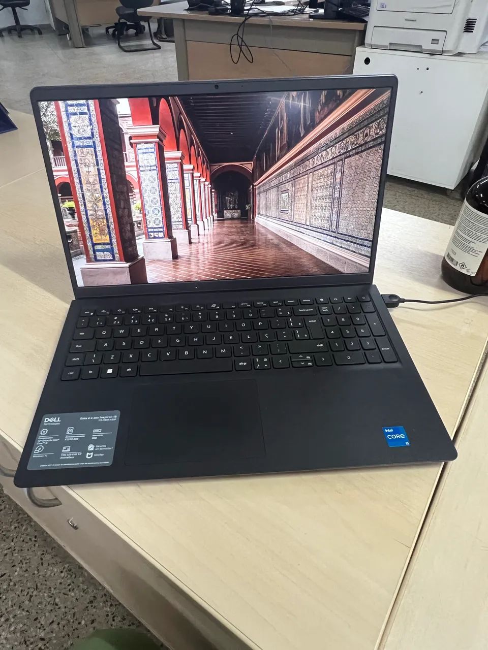 Vendo Notebook Dell Inspiron 15 - Foto 4