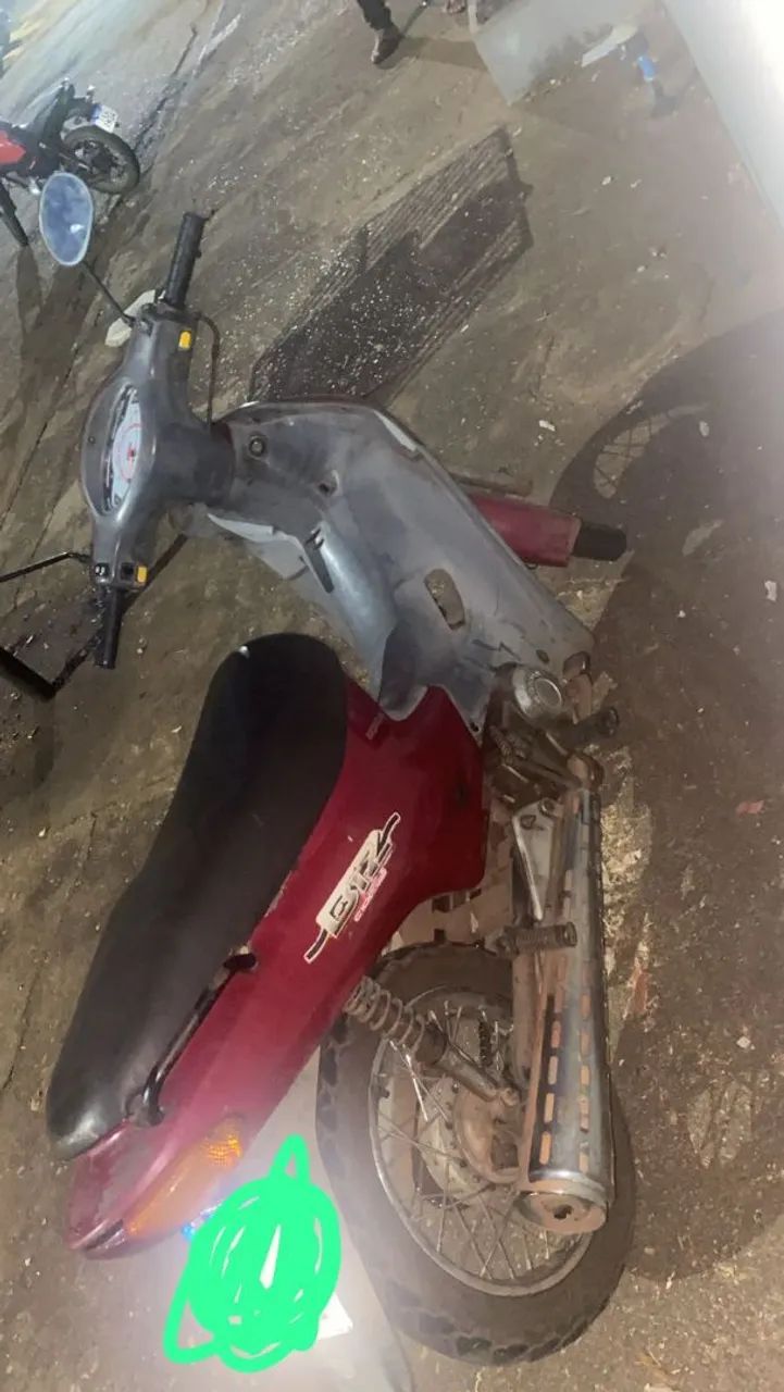 Honda biz c100.