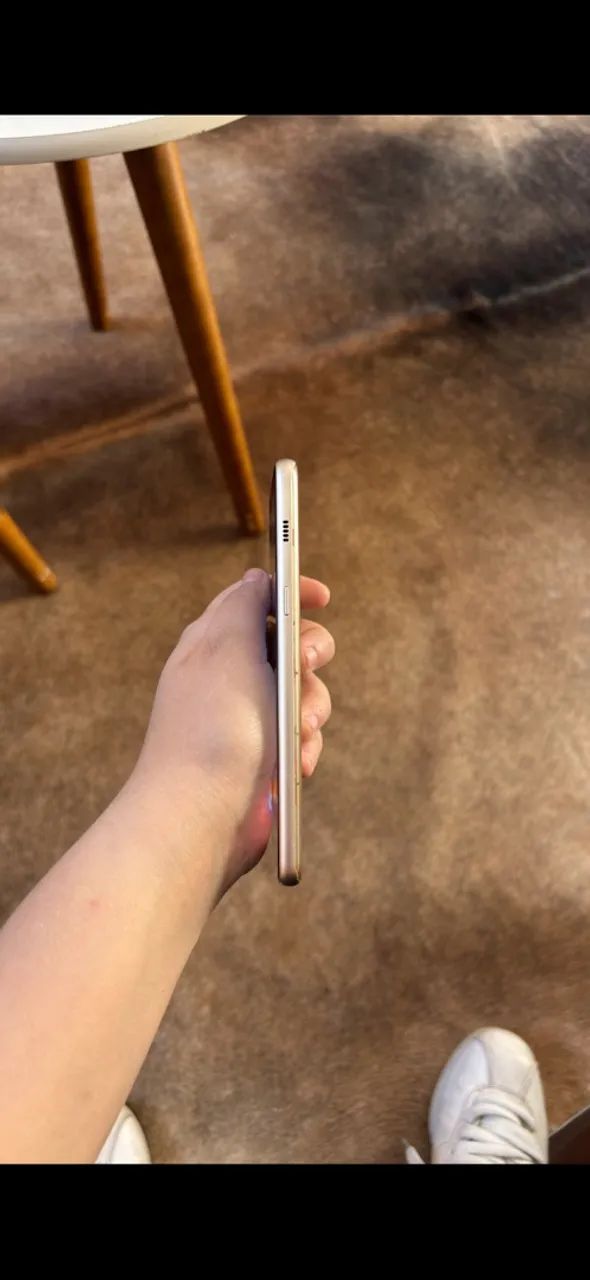 Samsung A8 - Foto 3