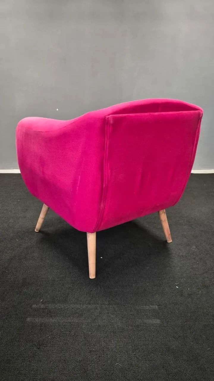 Poltrona estofada Mobly - Foto 2