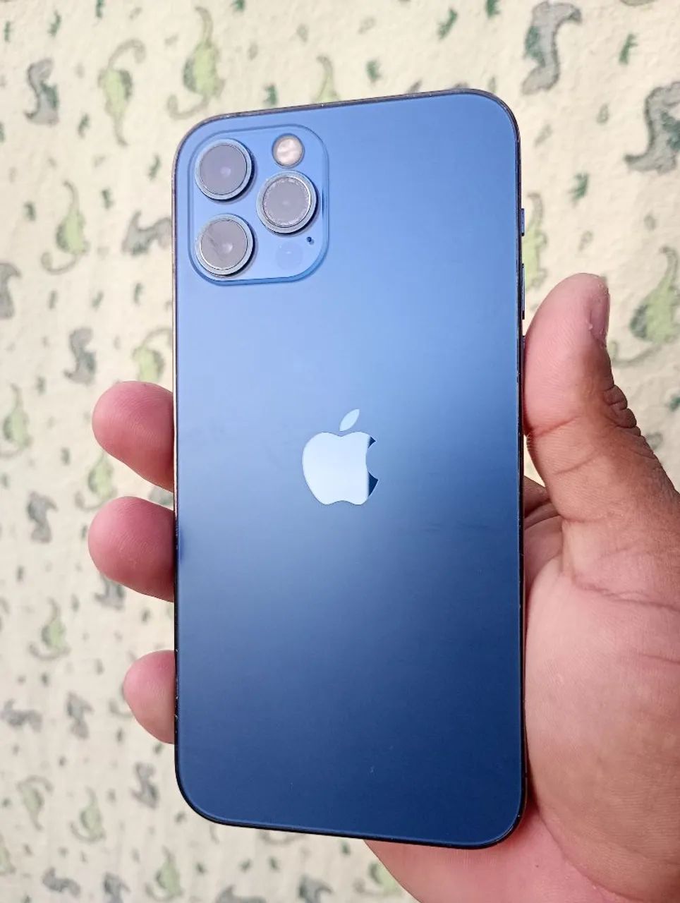 iPhone 12 Pro 128Gb Azul / Faço entrega - Celulares e Smartphones