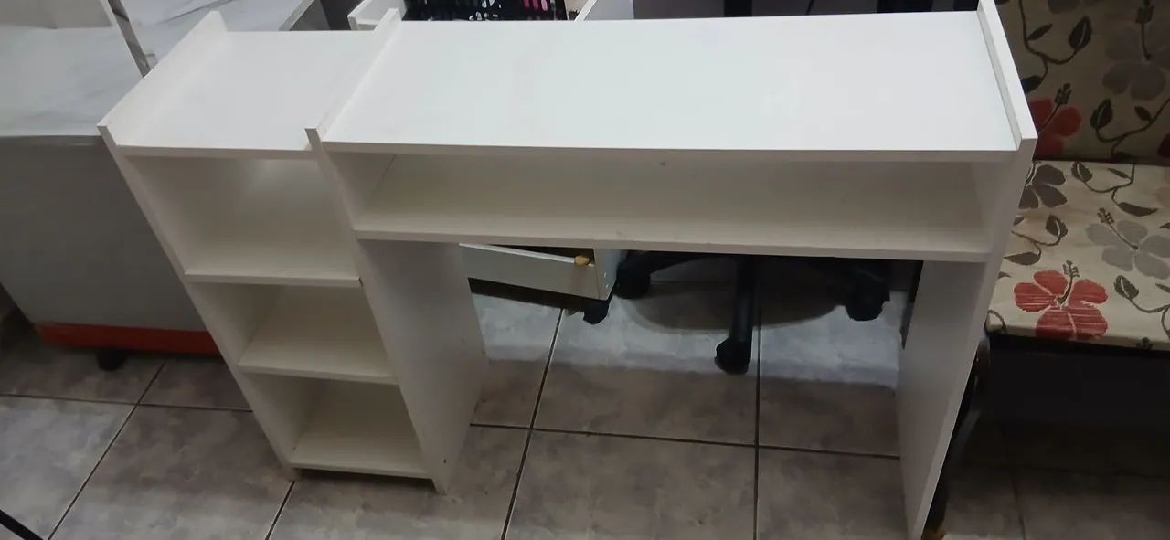 Mesinha para Manicure 