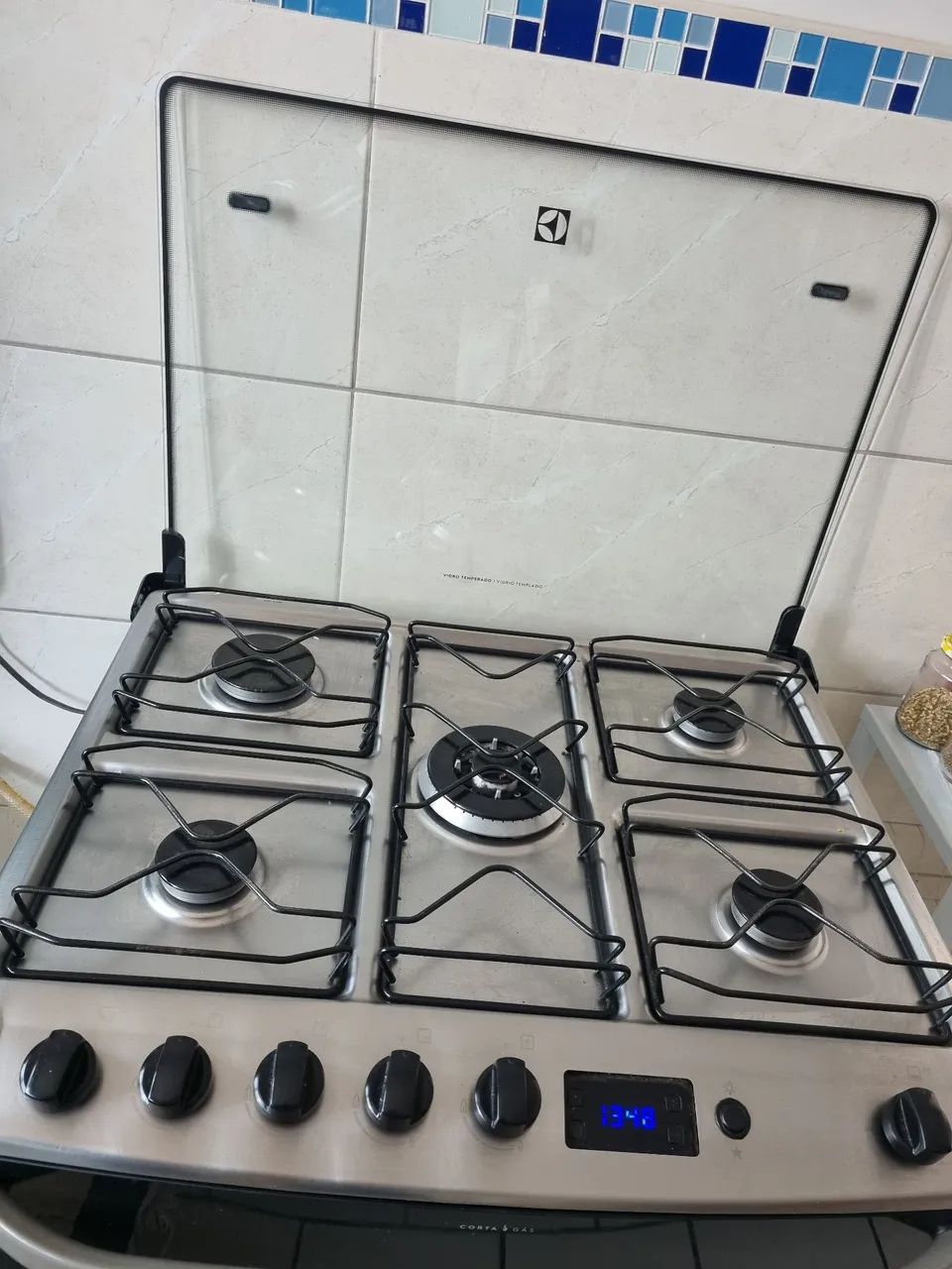 Fogão eletrolux 5 bocas - Foto 3