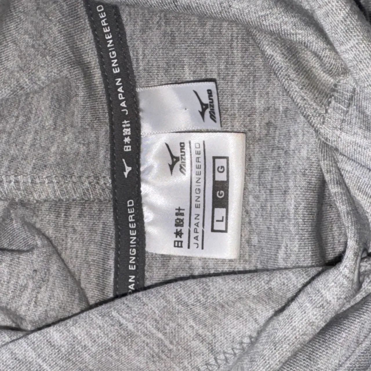 Moletom Mizuno Tech Sneaker Cinza Com Capuz Tam G - Foto 3