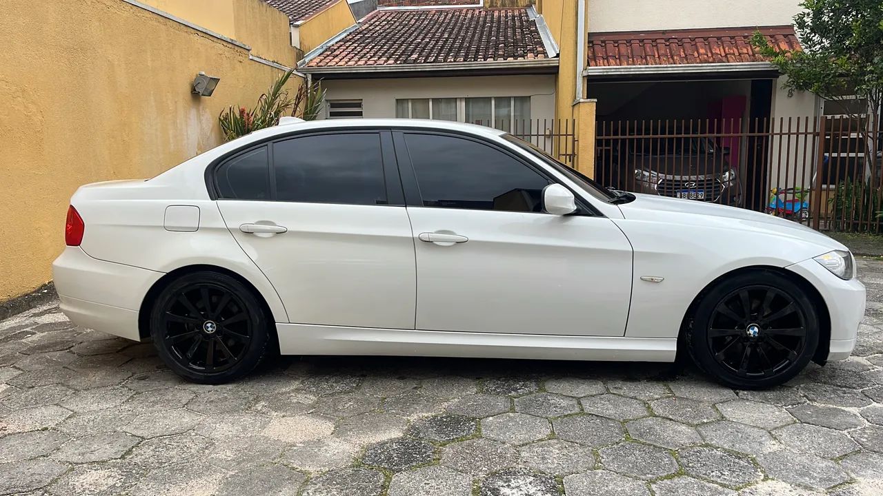 BMW 320I A 2011 - Foto 3