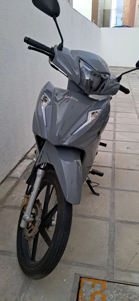 Avelloz AZ 125