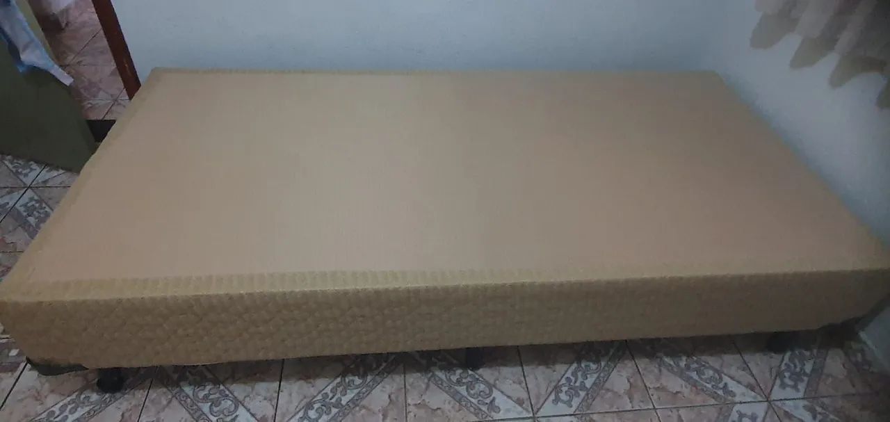 Cama box solteirão semi nova - Foto 4