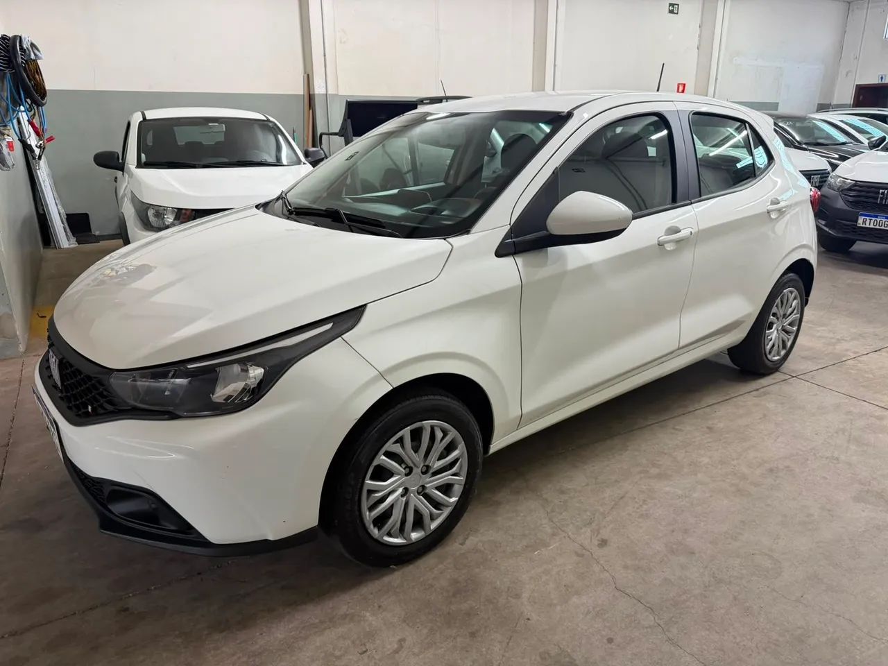 Carros pra alugar 