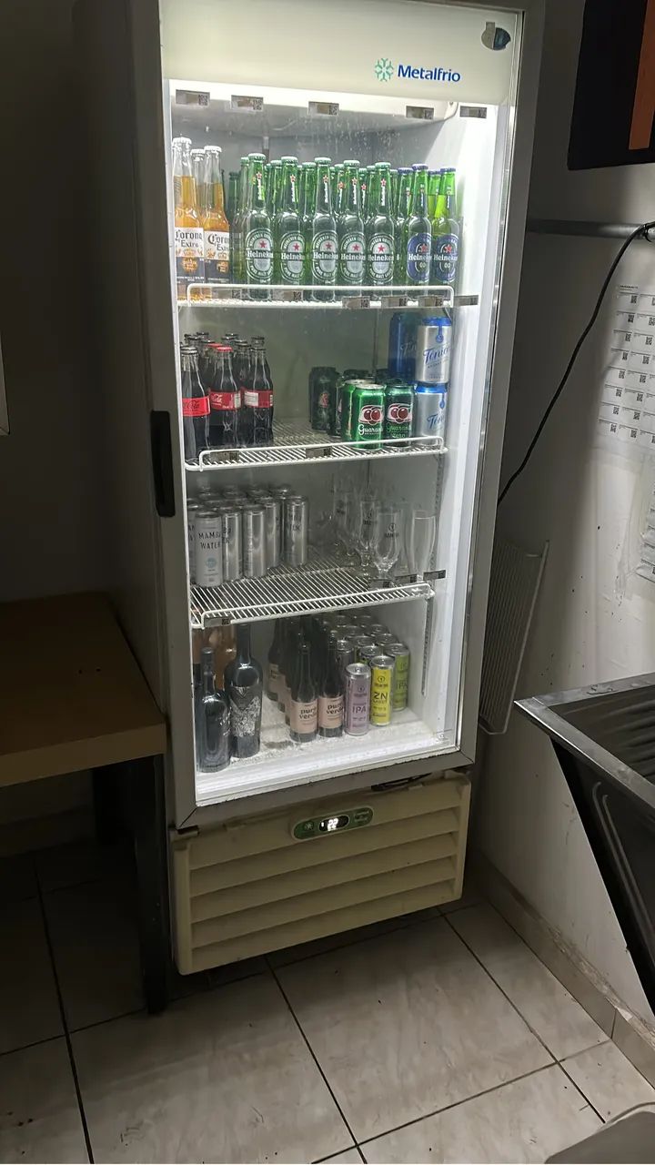 Expositora de bebidas 