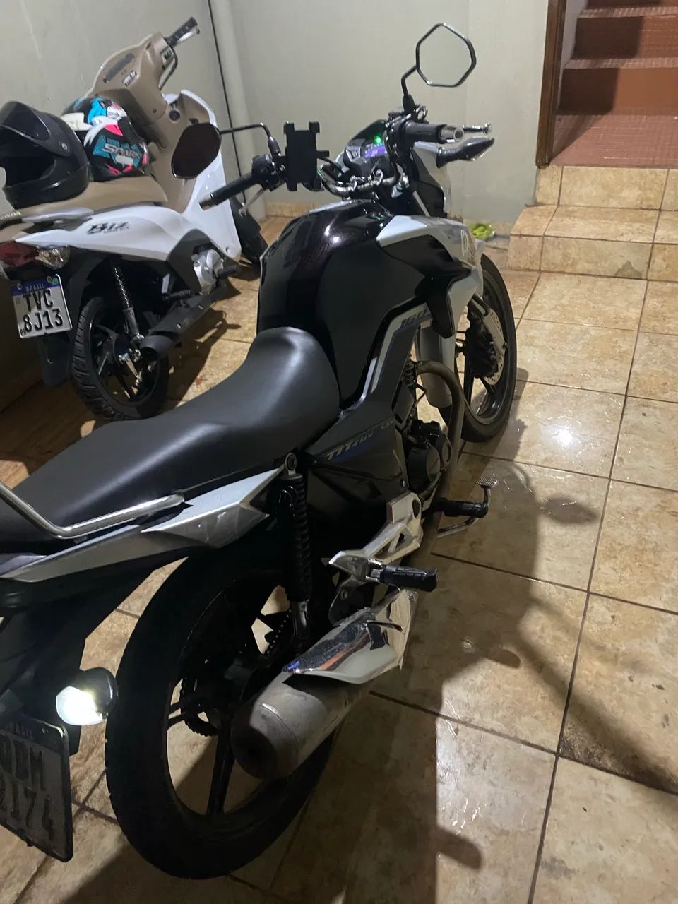 Vendo titan 160