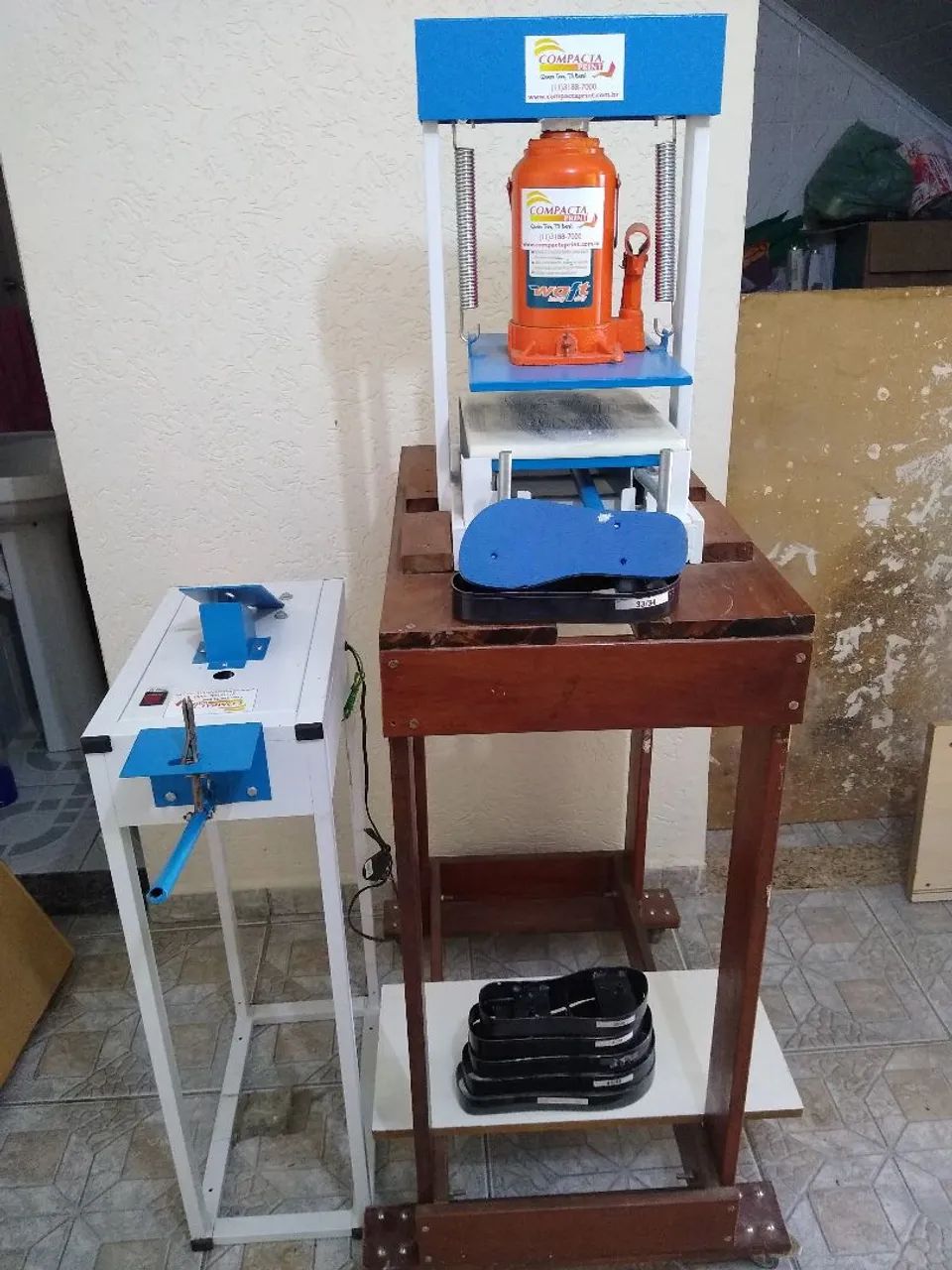 Vendo máquina fabricar chinelos 
