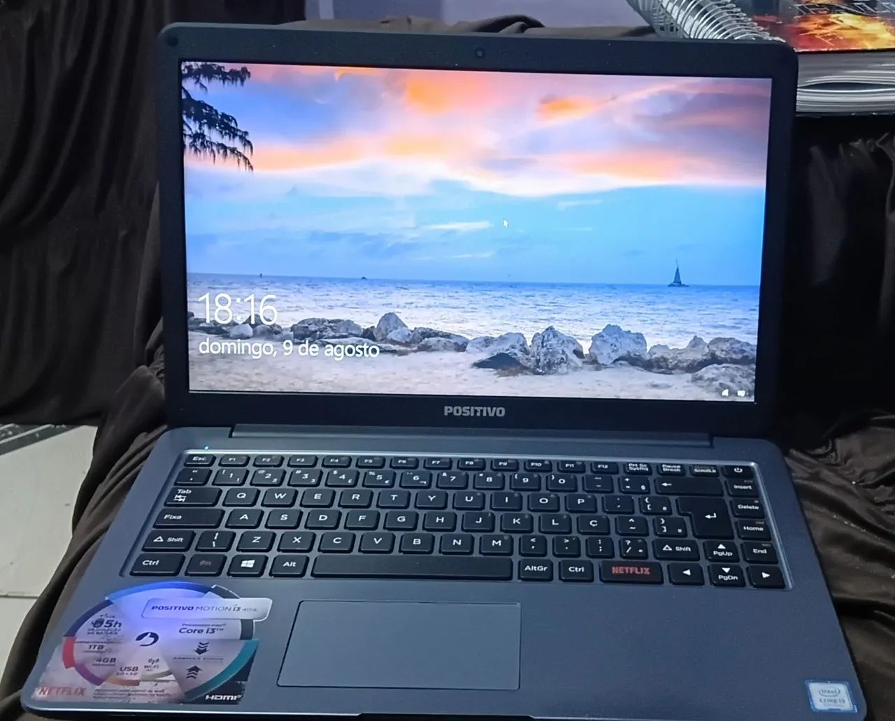 - ? Notebook Positivo Core i3 ? Disco de 1TB