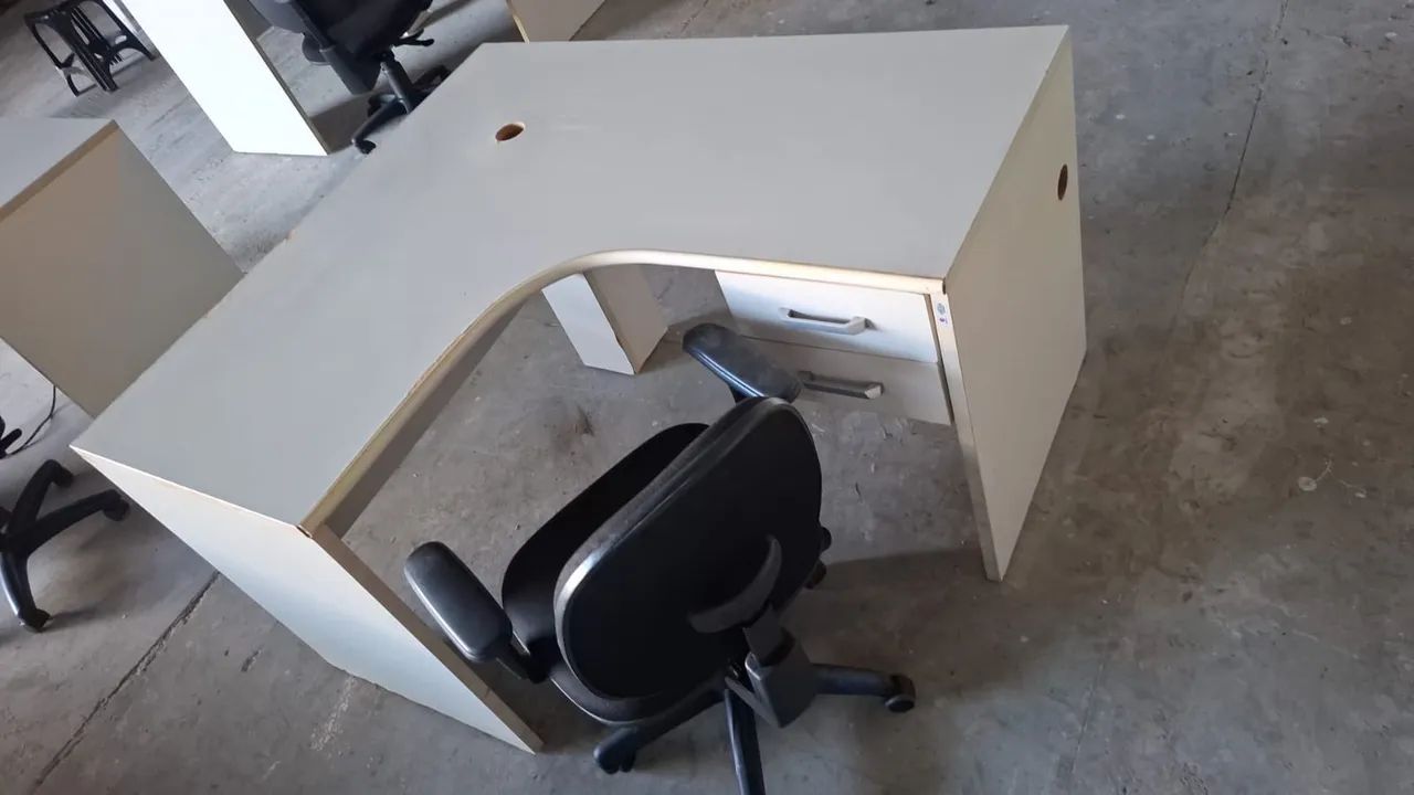 Mesa de escritório - Foto 2