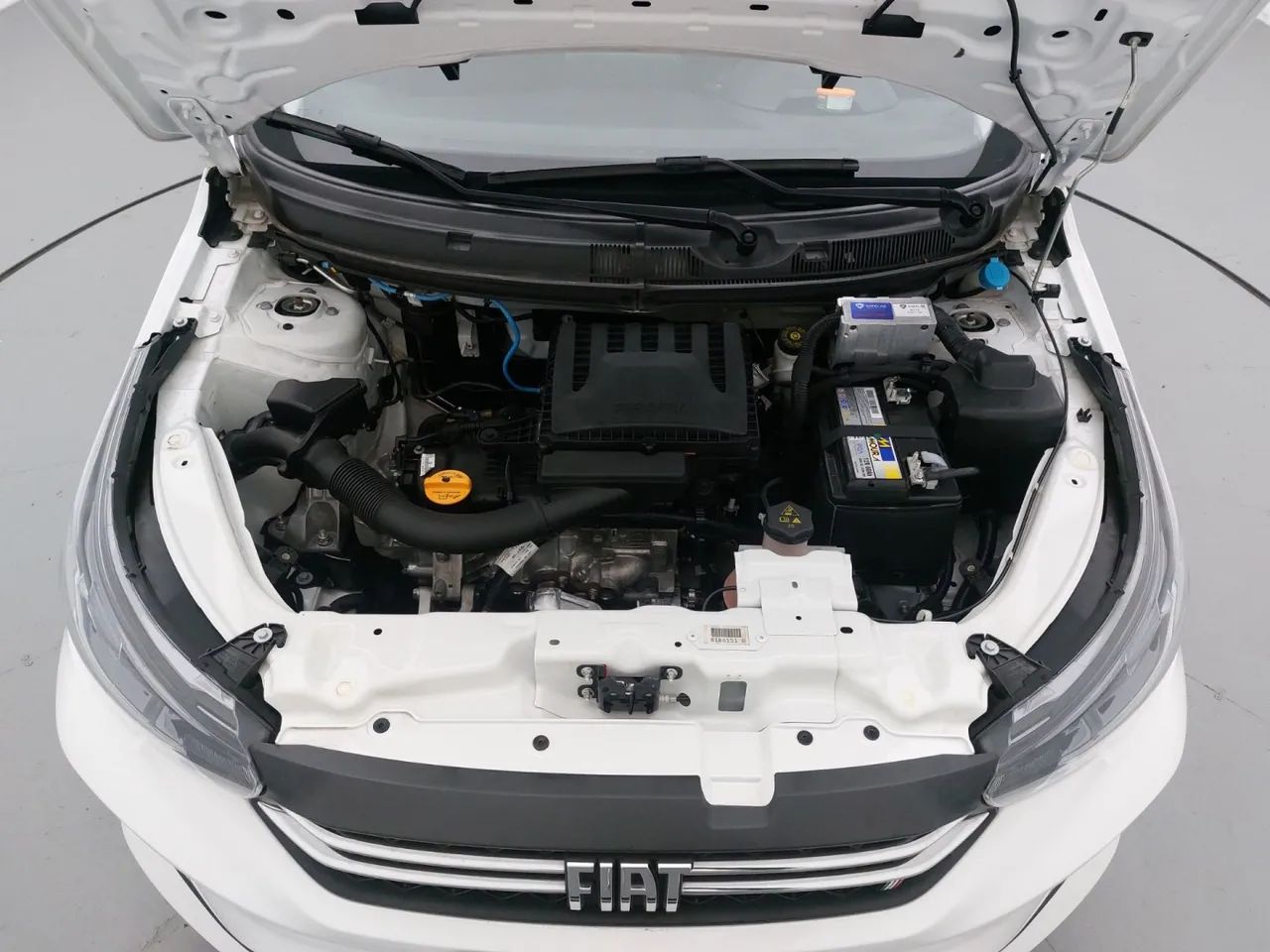 Fiat Cronos 1.3 8V Flex, foto 10 de 18