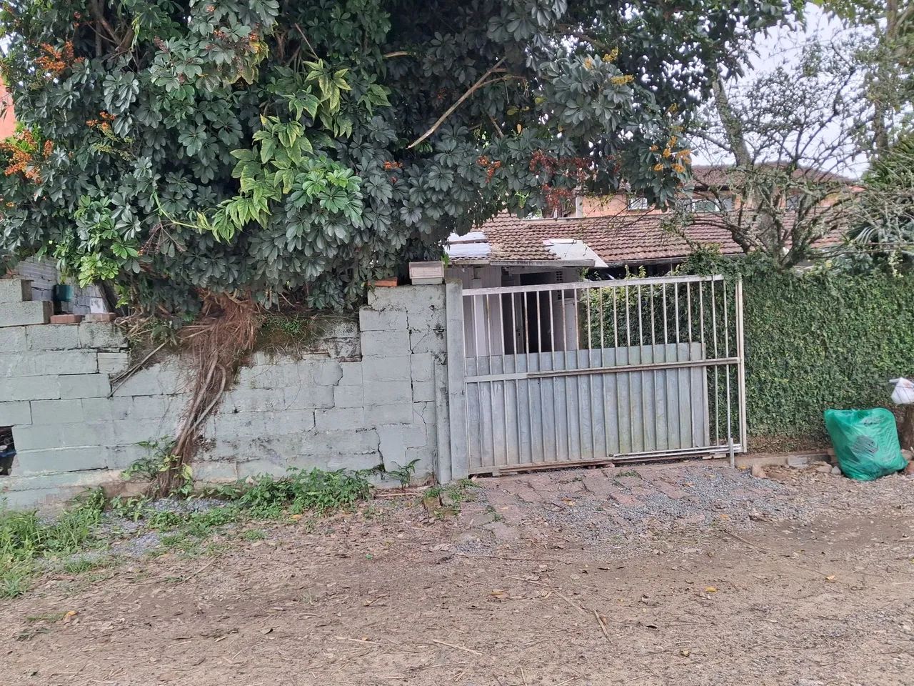 Alugo Casa de madeira 64 m2 - Foto 2