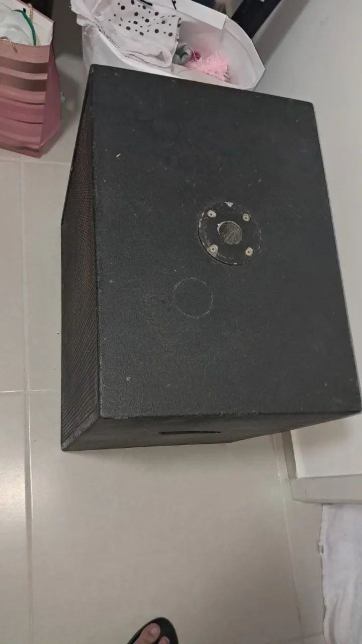 Vendo Gabinete para alto falante de 15 polegadas - Foto 3
