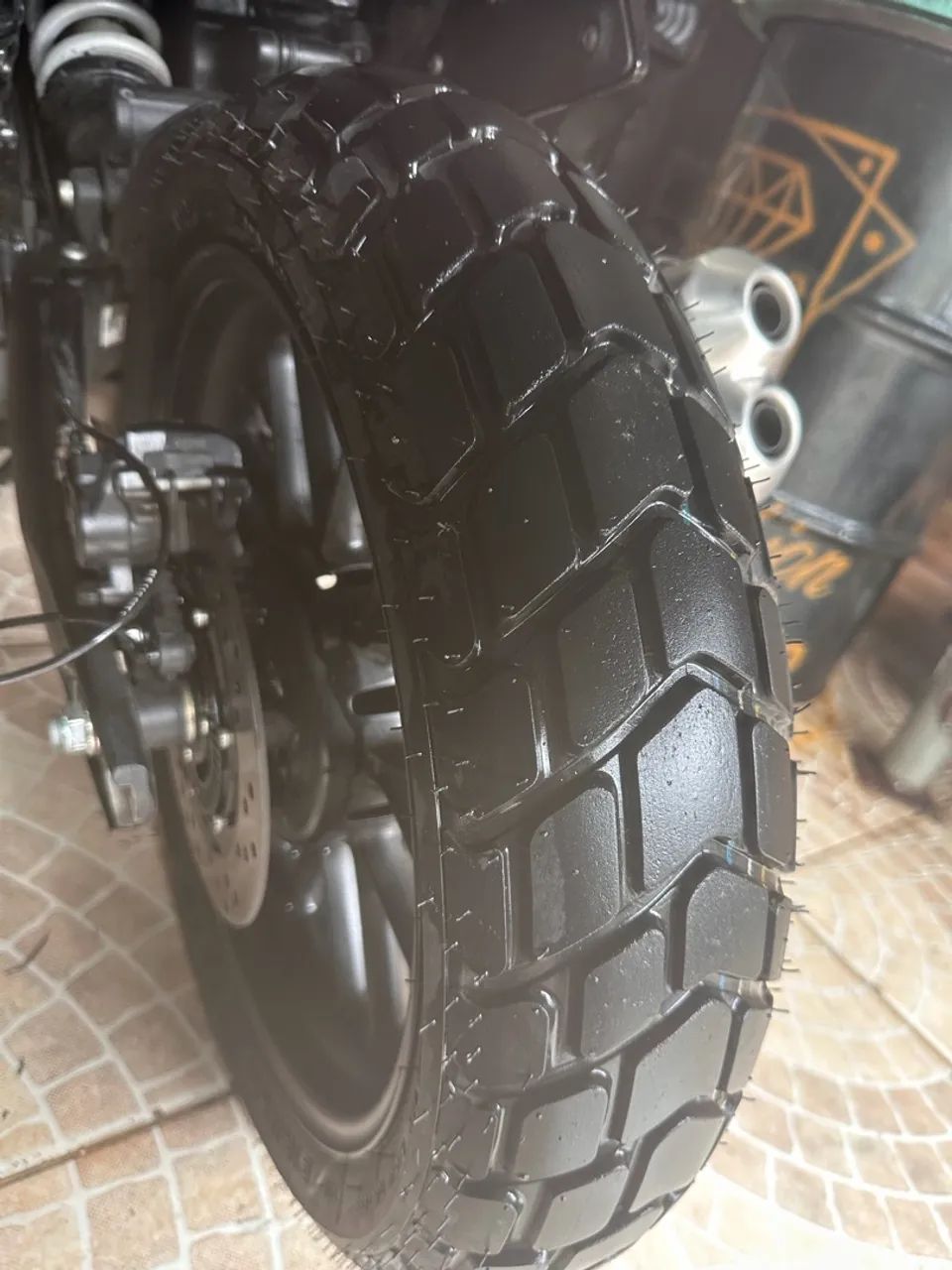 TRIUMP TRACKER 400 - Foto 2