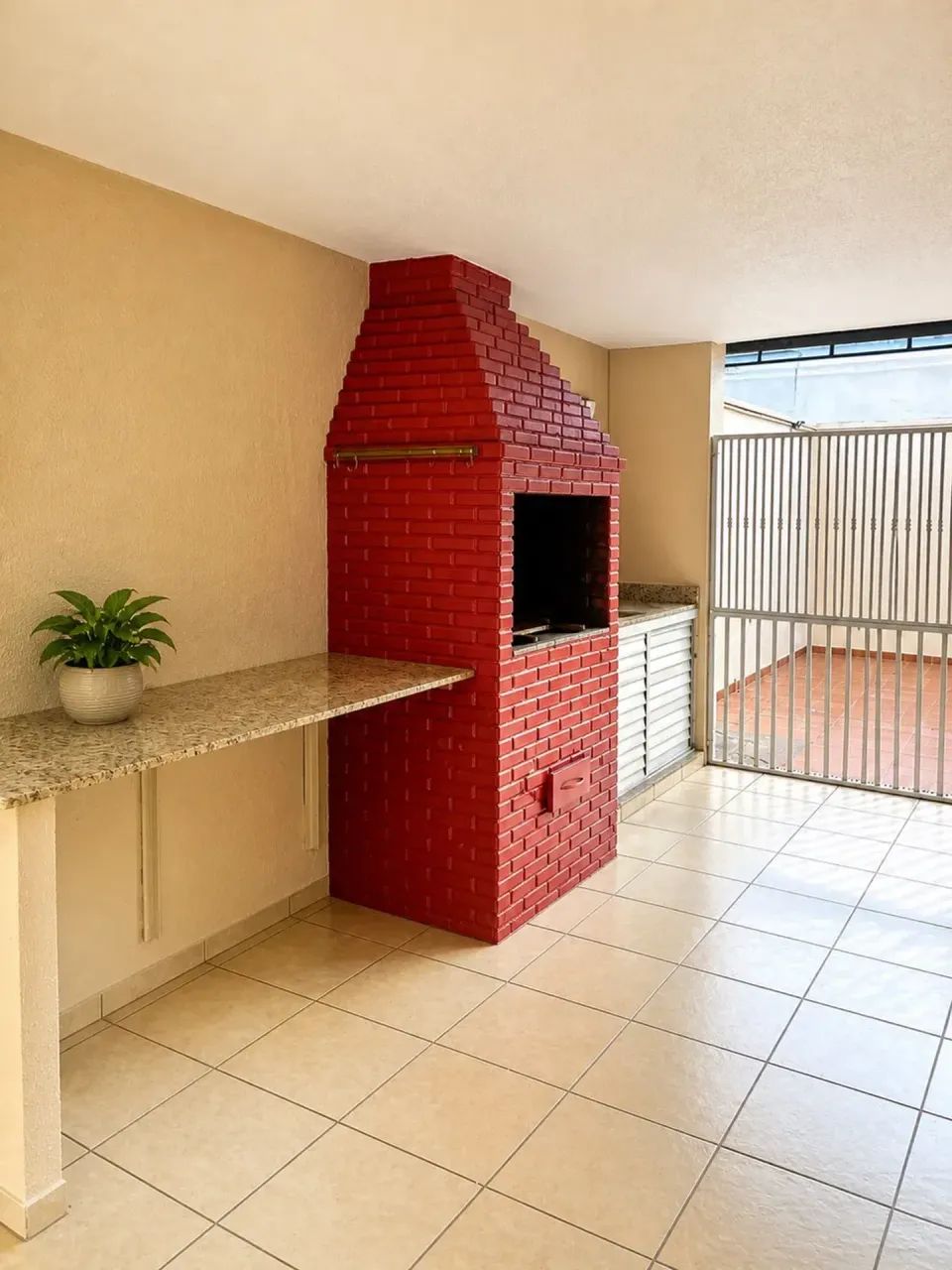 PARQUE DAS LARANJEIRAS - 04  SUITES - 7.500,00 - Foto 3