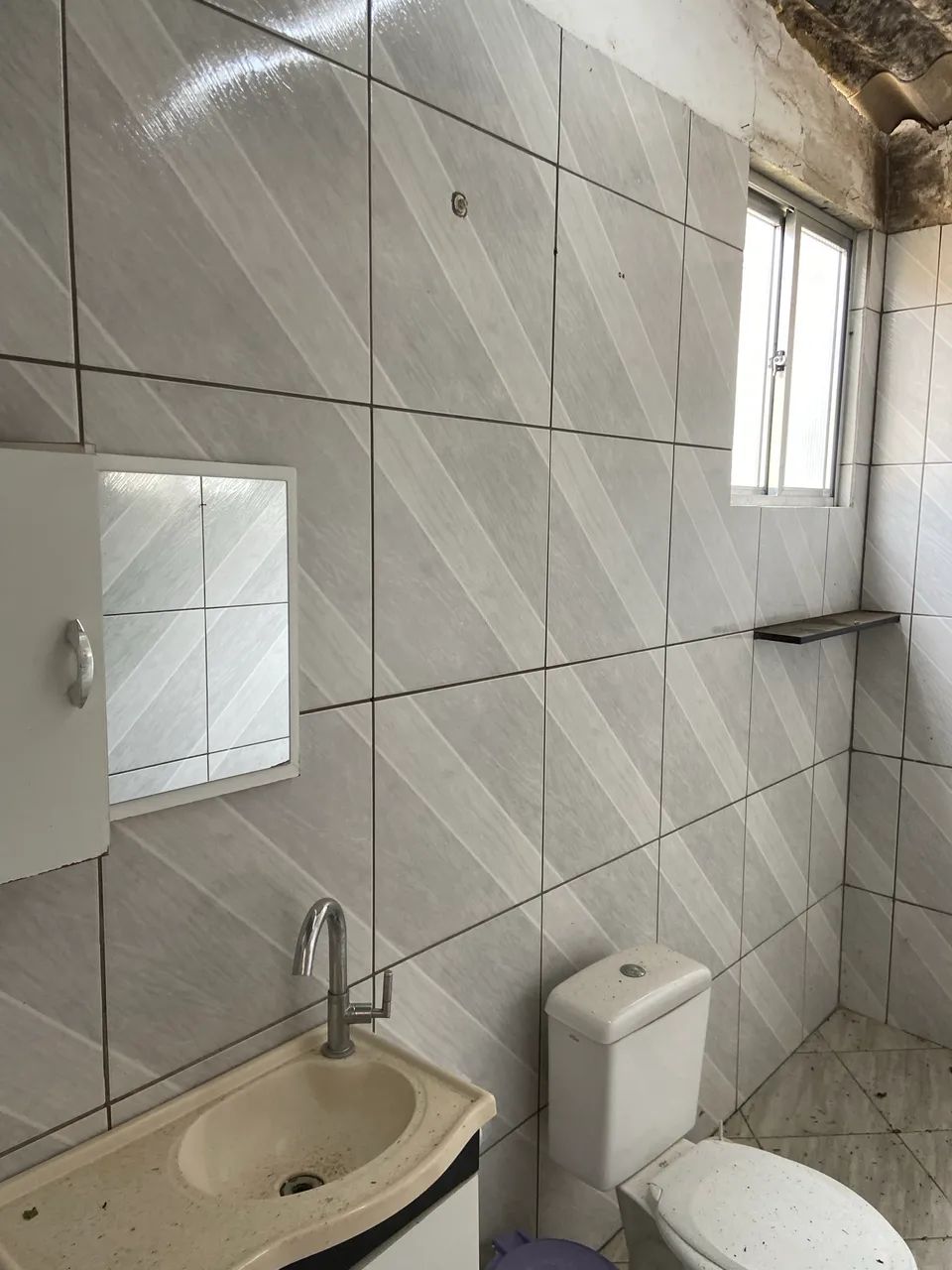 Alugo casa - aceito oferta - Foto 3