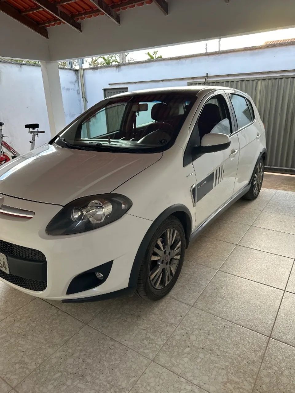 Fiat Palio Palio SPORTING Dualogic 1.6 Flex 16V 5p 2015