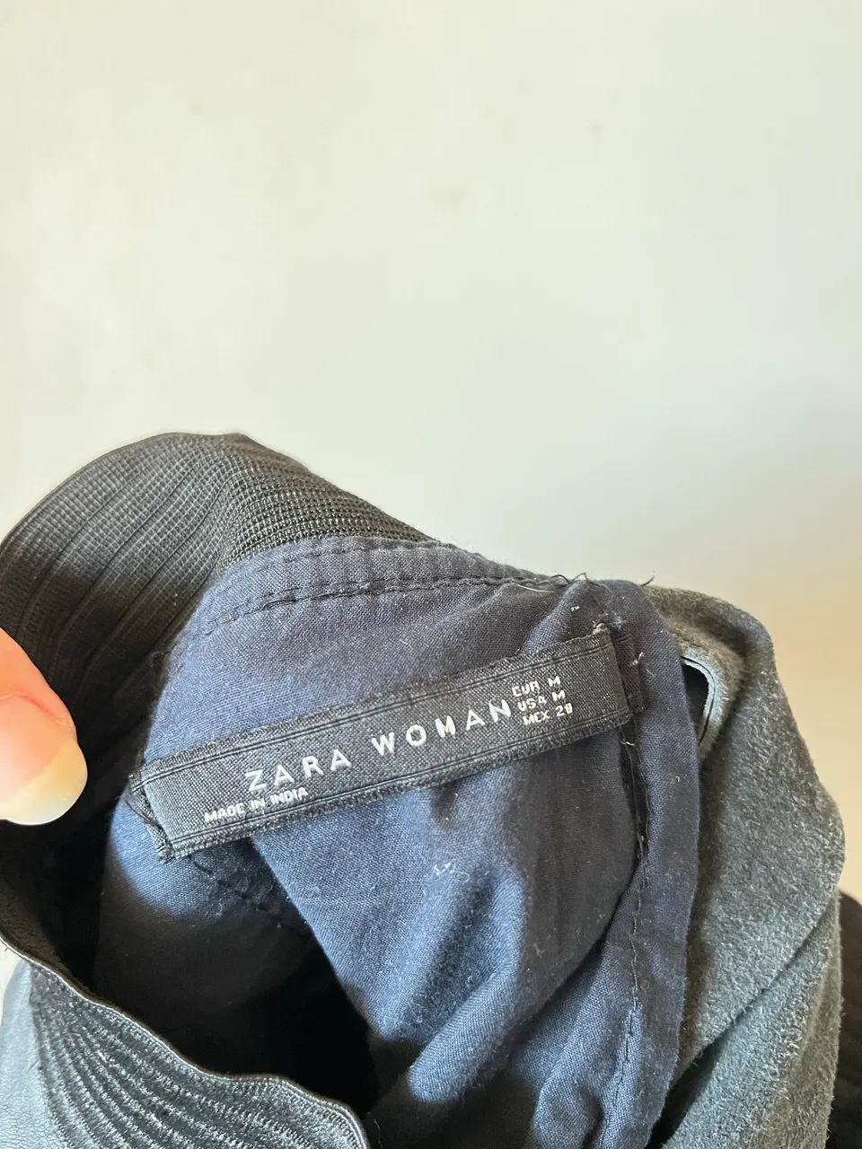 Saia rodada/godê  Zara M couro legítimo  - Foto 4