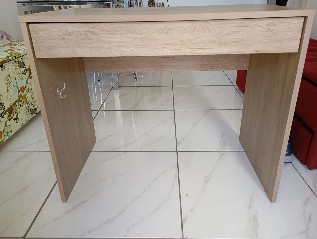 Escrivaninha com gaveta Feijó. 90x75x43 