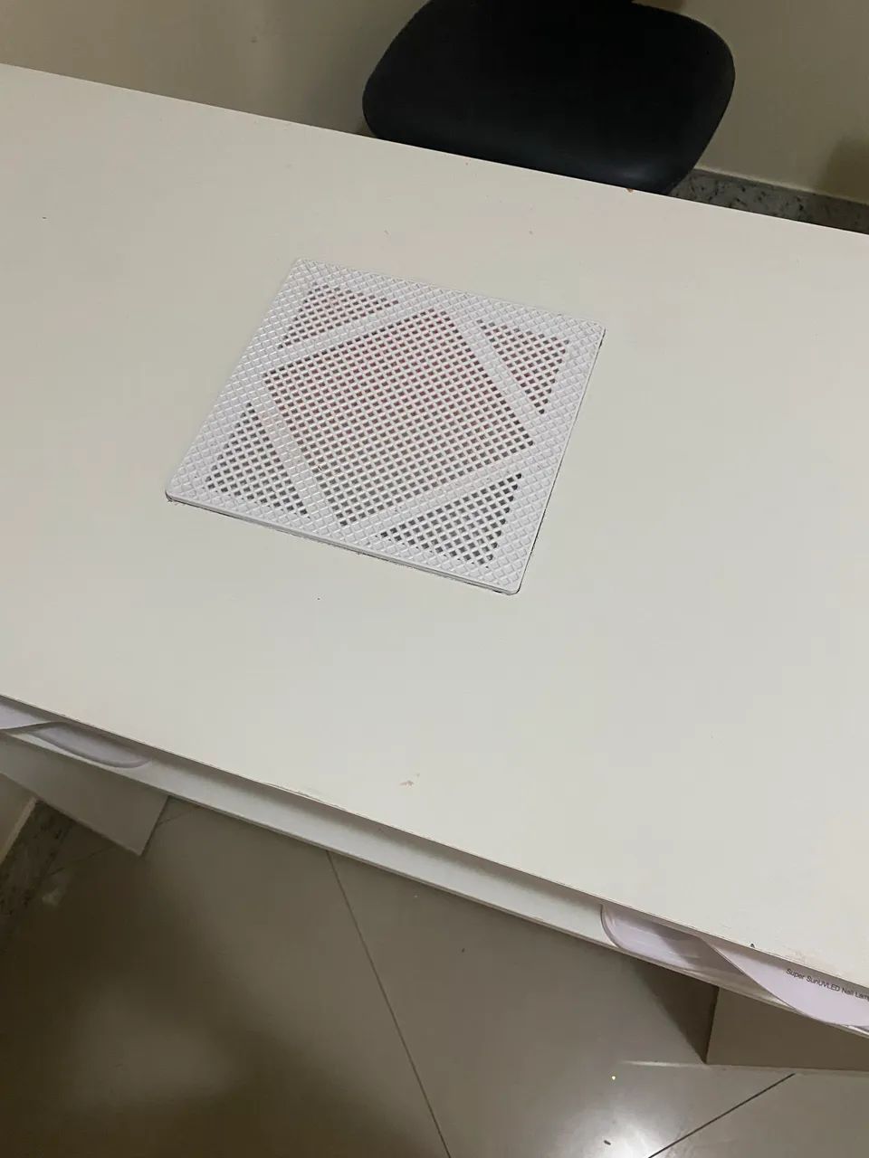 VENDO MESA NAIL DESIGNER ADAPTADA COM SUGADOR DE PÓ  - Foto 3
