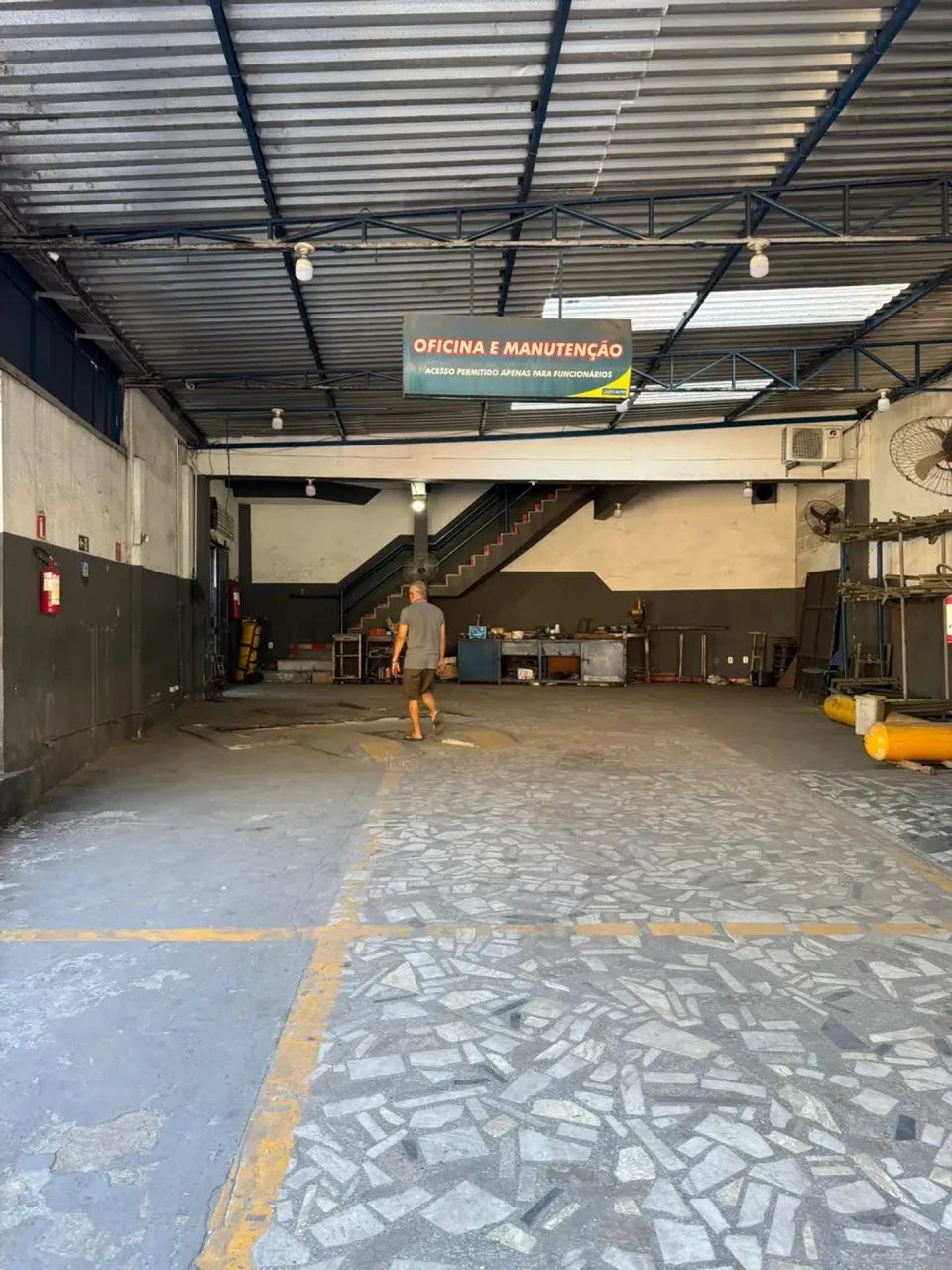 VENDA OU ALUGUEL DE LOJA COMERCIAL 310m² NO VALE DO OGUNJÁ - Foto 3