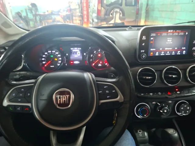 Fiat Cronos Precision 1.8 16V Flex Aut. 2019 - Foto 2