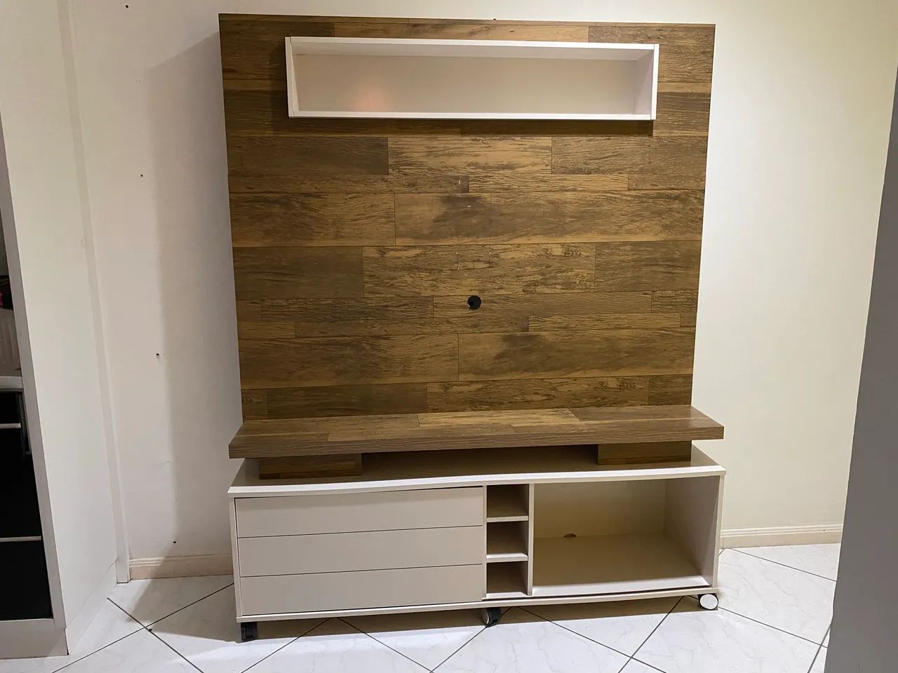PAINEL PARA TV COM RACK  - Foto 2