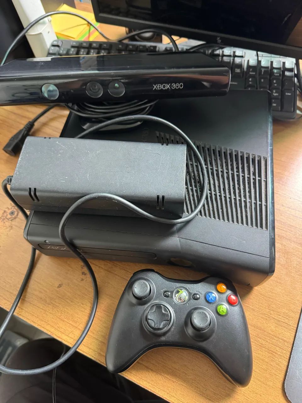XBOX 360 SLIM FUNCIONANDO PERFEITAMENTE (FAÇO ENVIO) - Foto 3