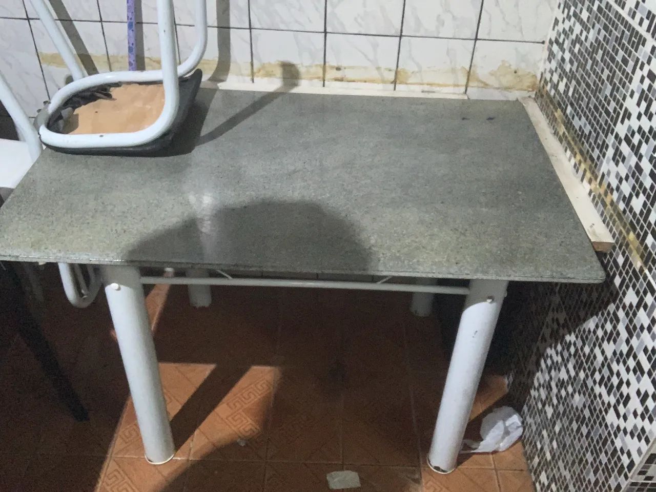 Mesa de pedra 4 Cadeiras
