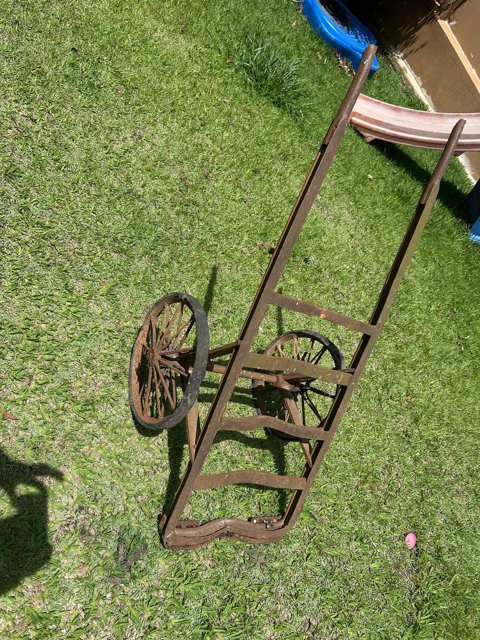 Carinho de mão antigo  - Foto 4