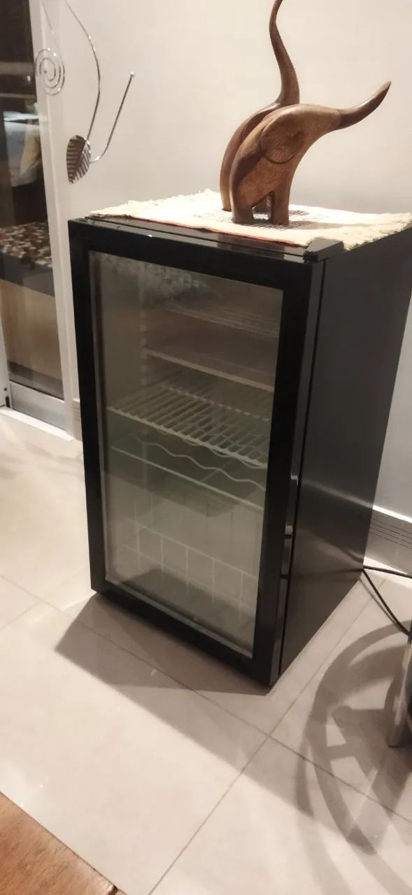Frigobar Philco 85Lt com porta de vidro - Foto 3