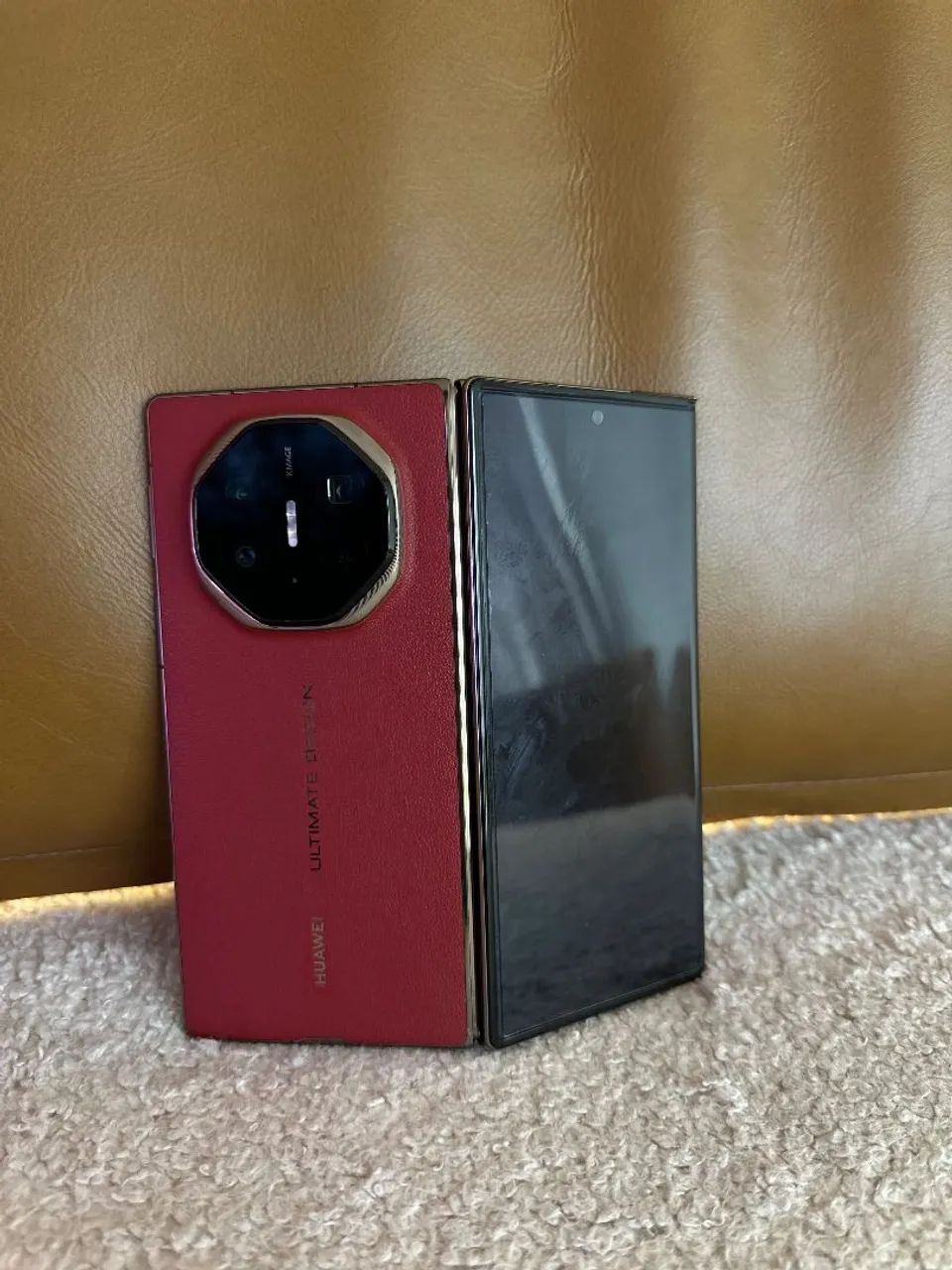 Celular: HUAWEI Mate XT Ultimate Design - 1TB / 16GB RAM - Foto 3