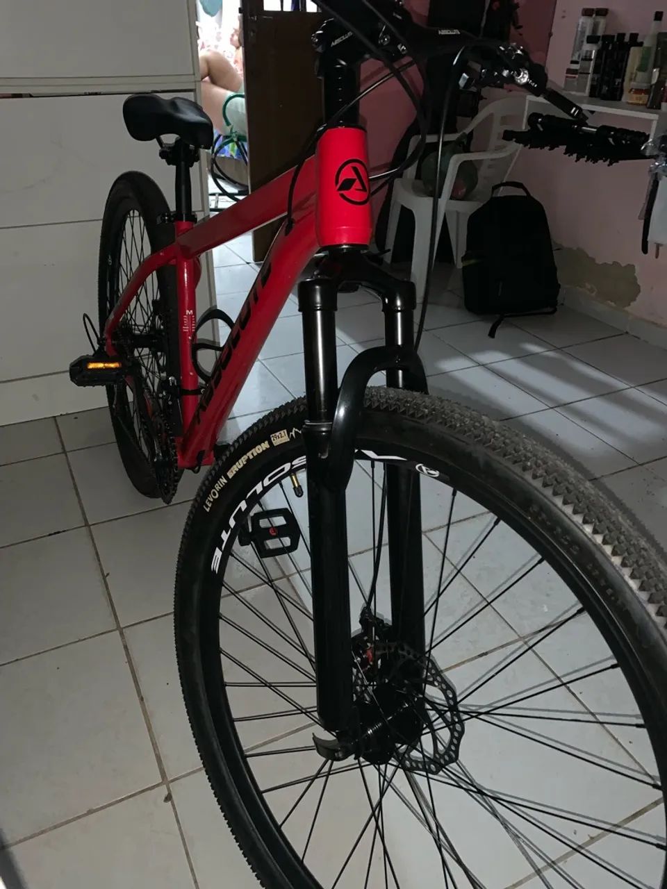 Bicicleta aro 29 quadro T17  - Foto 4