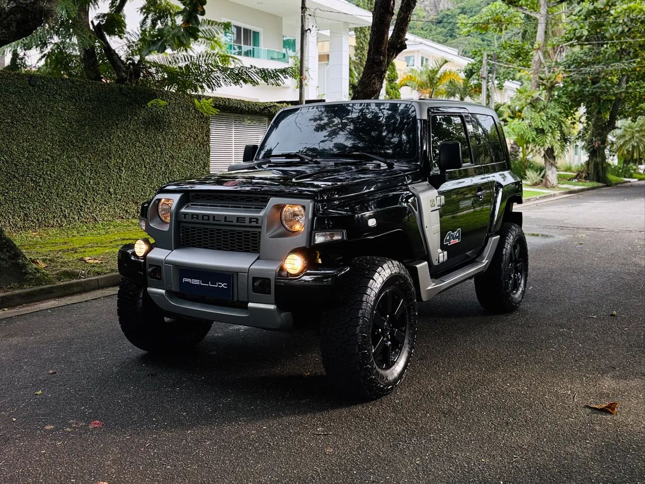 Troller T-4 2019