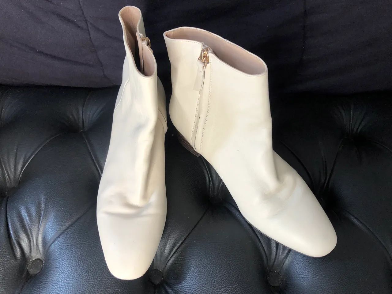 Bota cano médio off white Massimo Dutti - Foto 5